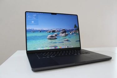 MacBook Pro M3 Pro
