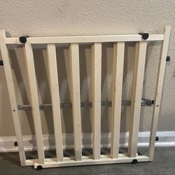 Expandable Dog Gate