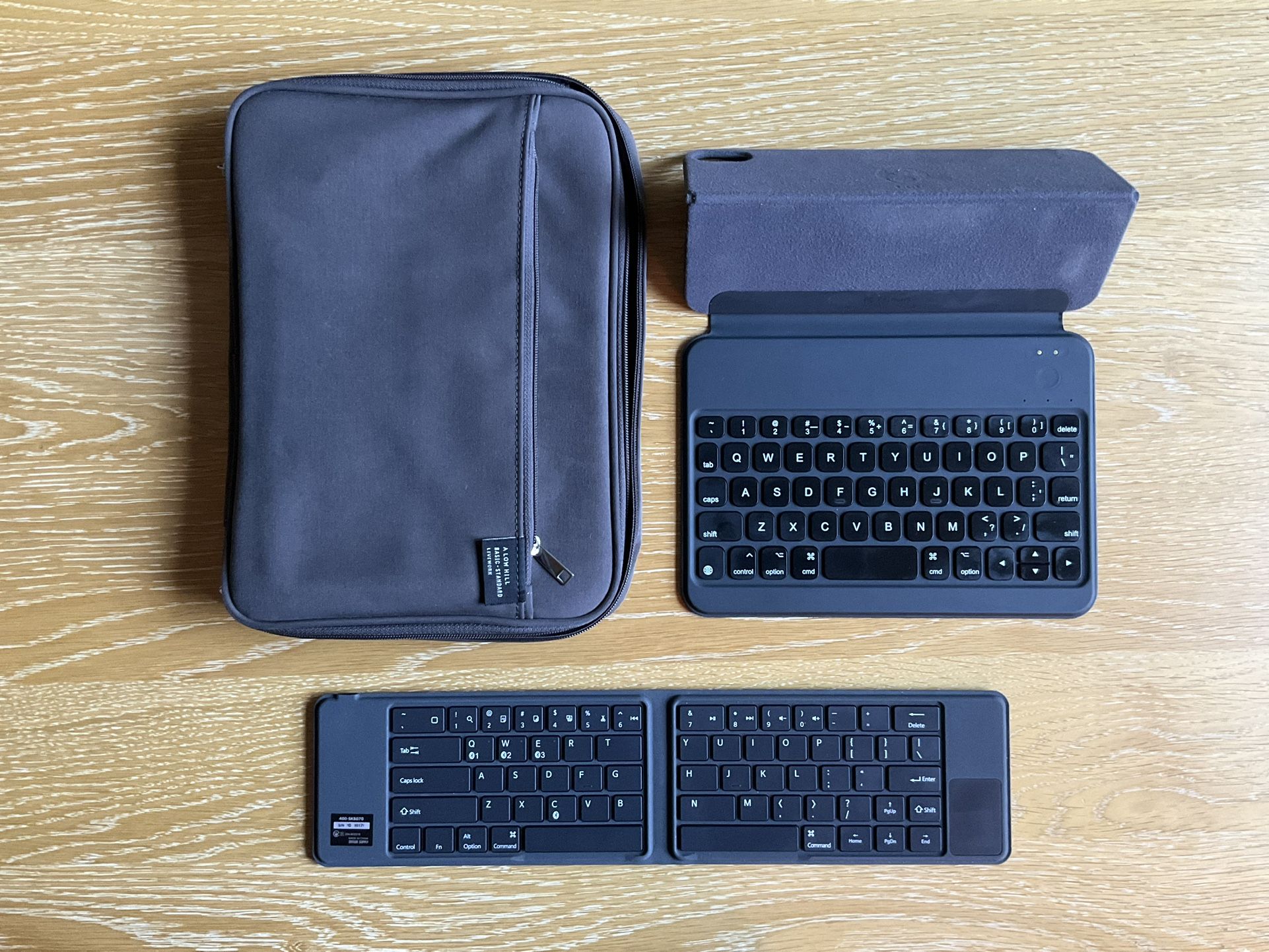 iPad Mini Keyboard Accessories and Pouch