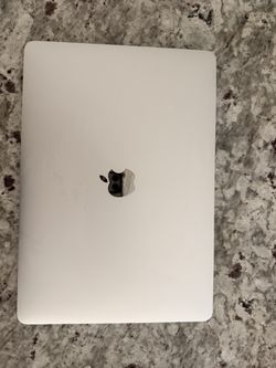 MacBook Pro 13 Inch 2017 