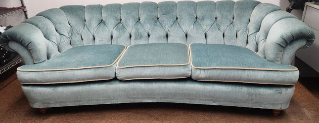 Beautiful Vintage Chesterfield Sofa