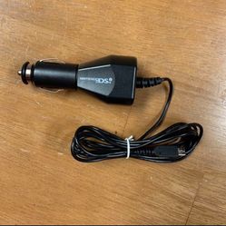 Nintendo DSi Car Charger Adapter 