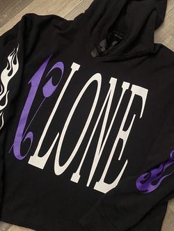 VLONE Size MEDIUM (fits like large)