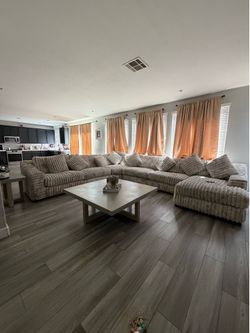 Huge Detachable Couch Set