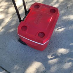 COLEMAN ICE CHEST