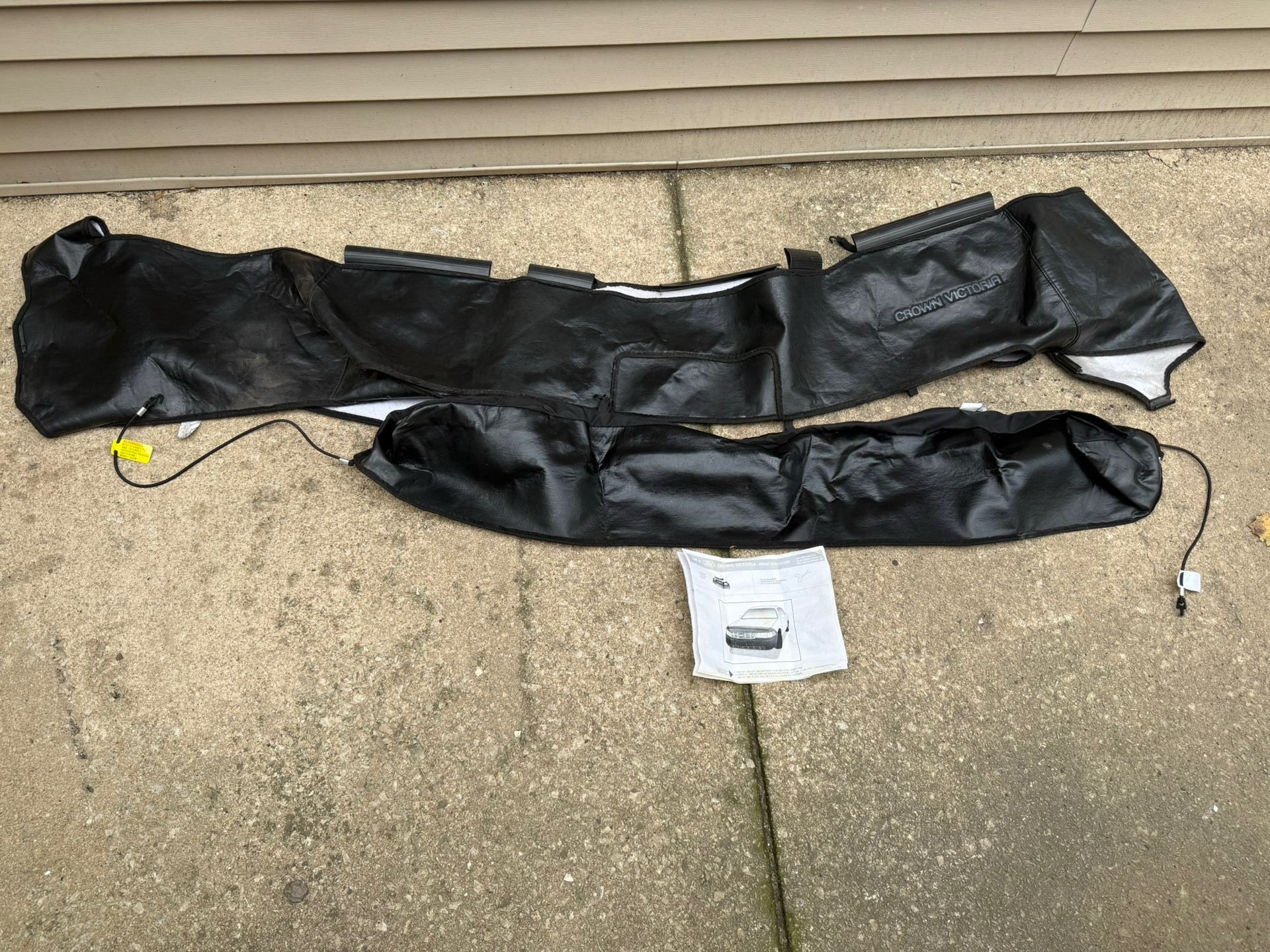 98-11 Ford Crown Victoria Bra - RARE