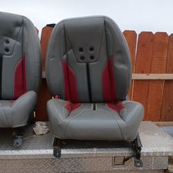 Seats /Chairs 