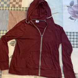 Hooded Sweatshirt 