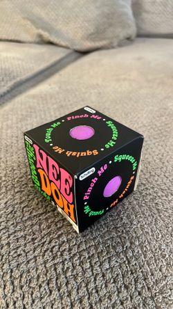 Viral NeeDoh Groovy Glob Purple Brand New.