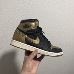 Jordan retro 1 high gold