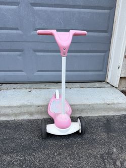 Radio Flyer Pink Scooter