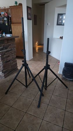 Speaker stands 6ft