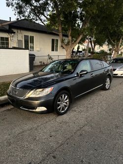 2007 Lexus LS 460