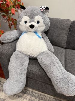 Big jumbo husky plushie