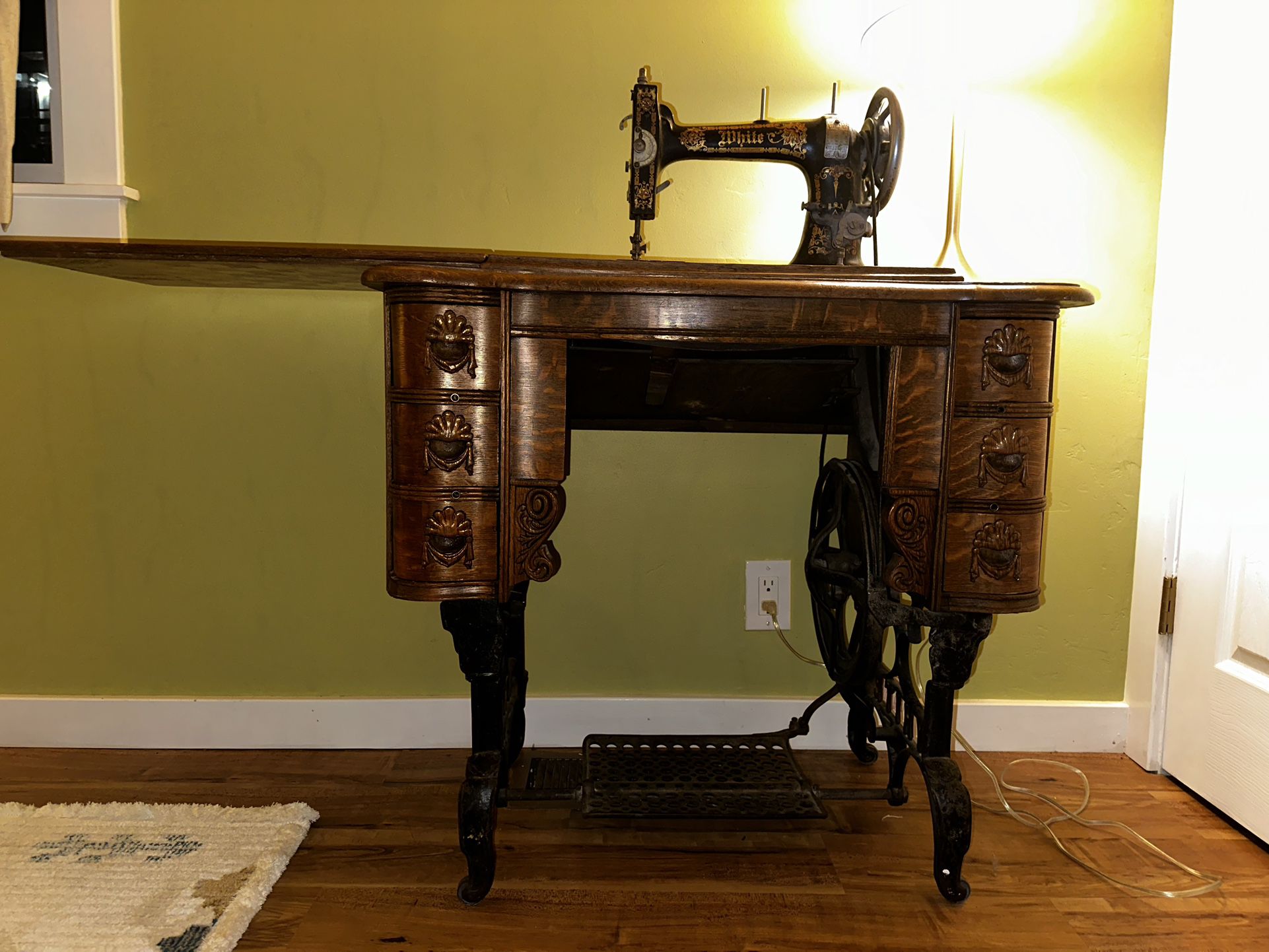 Vintage White treadle foot sewing machine, mahogany cabinet, original parts