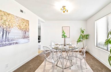 Dinning table
