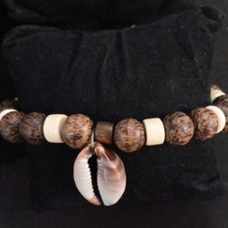 Palm Olive Bead Bracelet w Cowrie Shell Charm