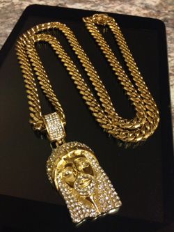14K Gold Plated Miami Cuban With Swarovski Crystal Jesus Piece