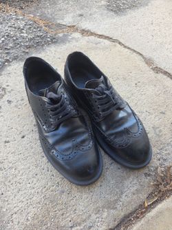 Vintage Tred-Air Leather Wingtip Brogues (Made in England) – EU 37 / US 6.5–7