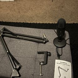 Razer Seiren v2x Microphone with Desk Arm