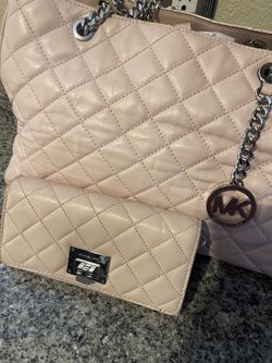 Michael Kors Purse W/Matching Wallet