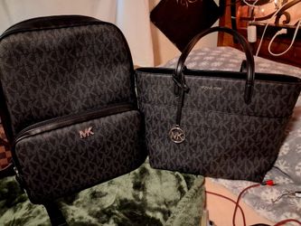 Michael kors set
