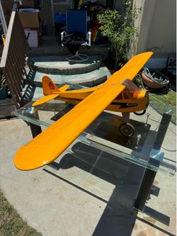 HUGE J3 HANGER PLANE FOR DISPLAY