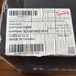 Pair Of Headlights For 2005-2007 Nissan Frontier/ Pathfinder