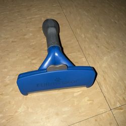 FURminator deShedding Tool
