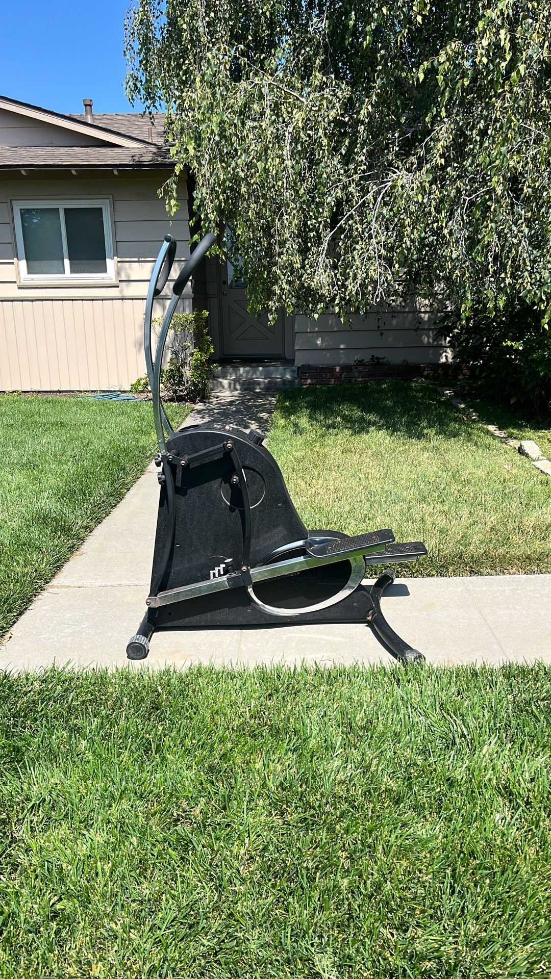 Cyclone Cross trainer