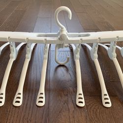 Collapsible Clothes Hanger Space-Saving