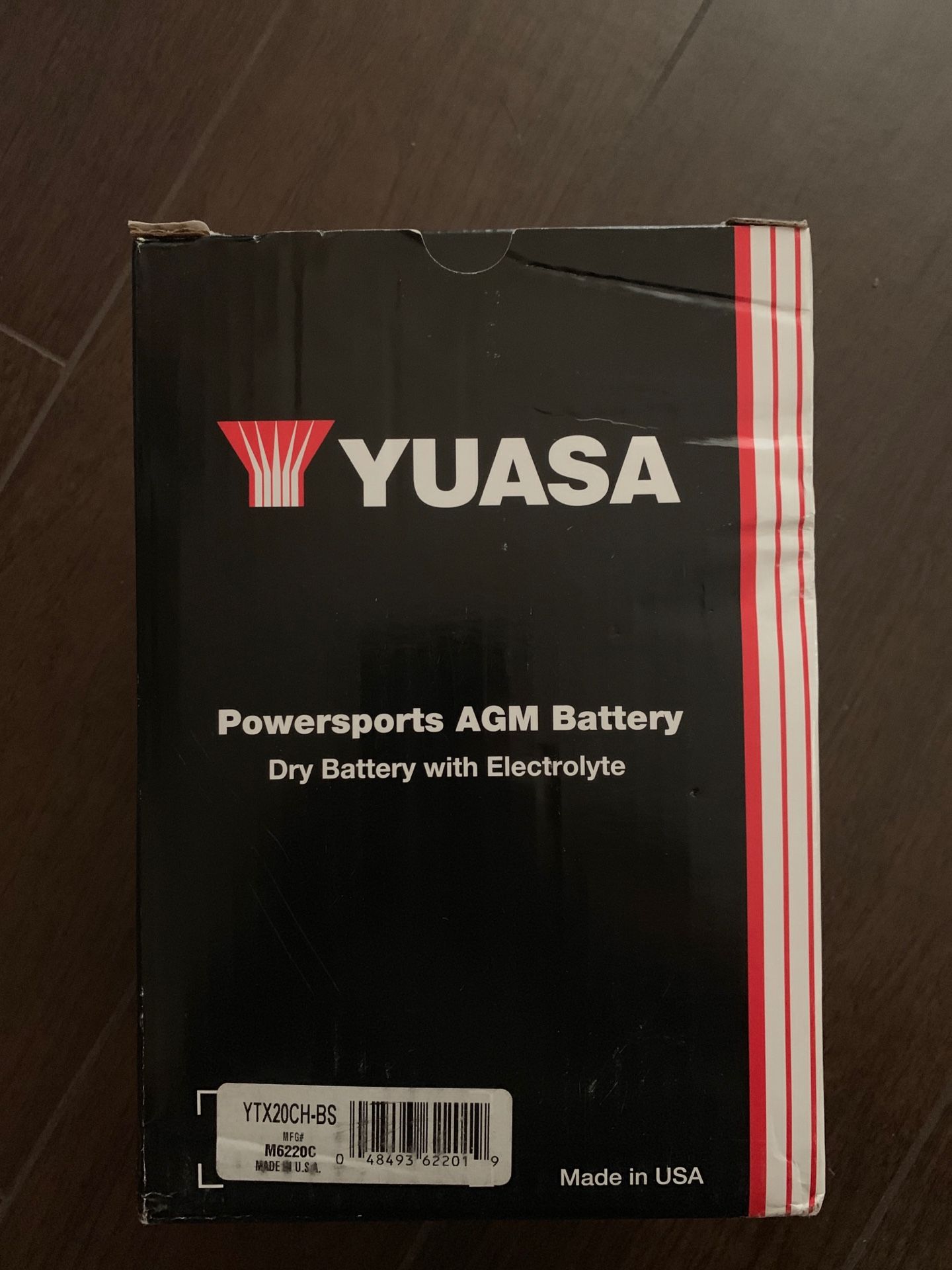 NEW IN BOX YUASA Motorcycle Battery YTX20CH-BS