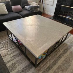 Large Coffee Table - Great Condition