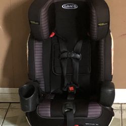 LIKE NEW GRACO CONVERTIBLE CAR SEAT 