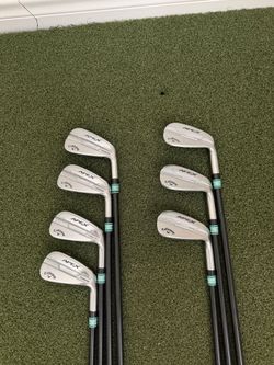 Right Handed Callaway Apex Pro 4-pw/graphite shafts