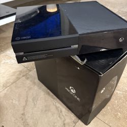 Xbox One Day One Edition 