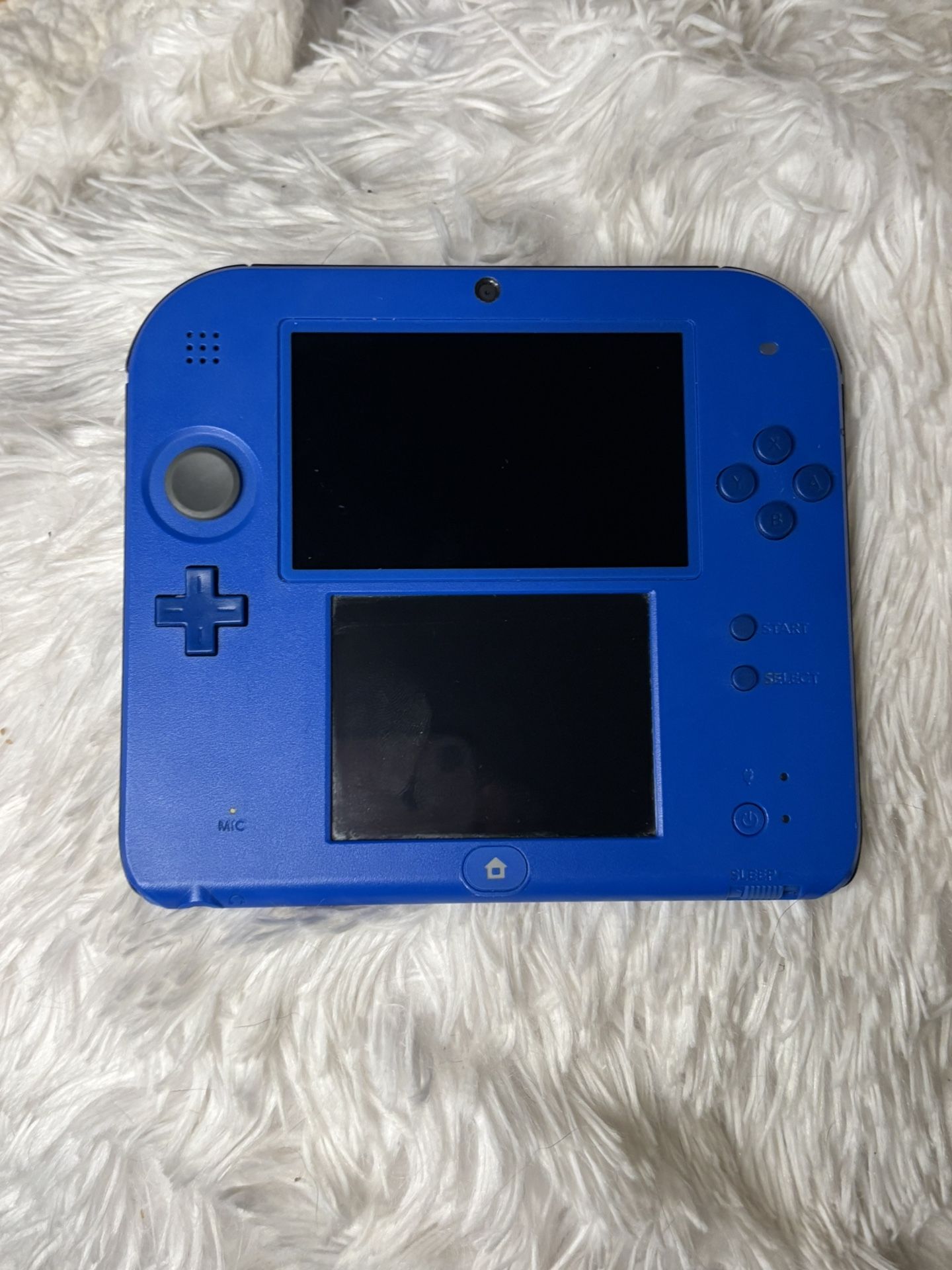Blue Nintendo 2DS 