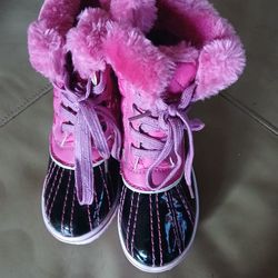 Snow Boots