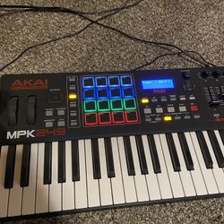AKAI Professional MPK249