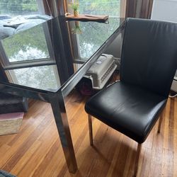 Dinning Table & 6 Chairs