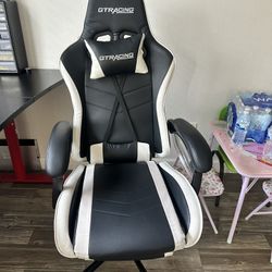 Gaming Chair And Desk