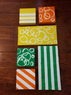 Wall decor set 6 pictures $20