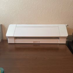 Silhouette Cameo Bundle W/heat press (Brand new )