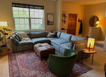 Modular sectional