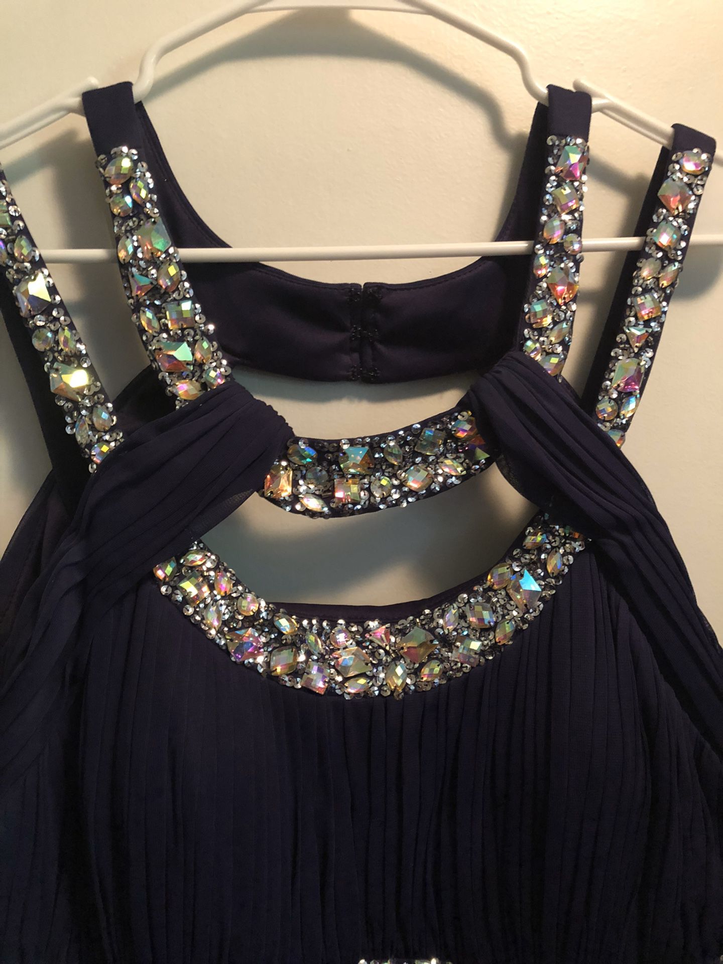 Elegant Formal Purple Dress - Very Fancy - size 16