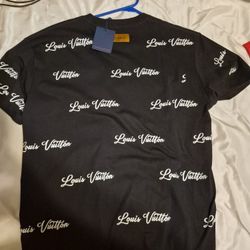 Louis V Shirt 2X New 