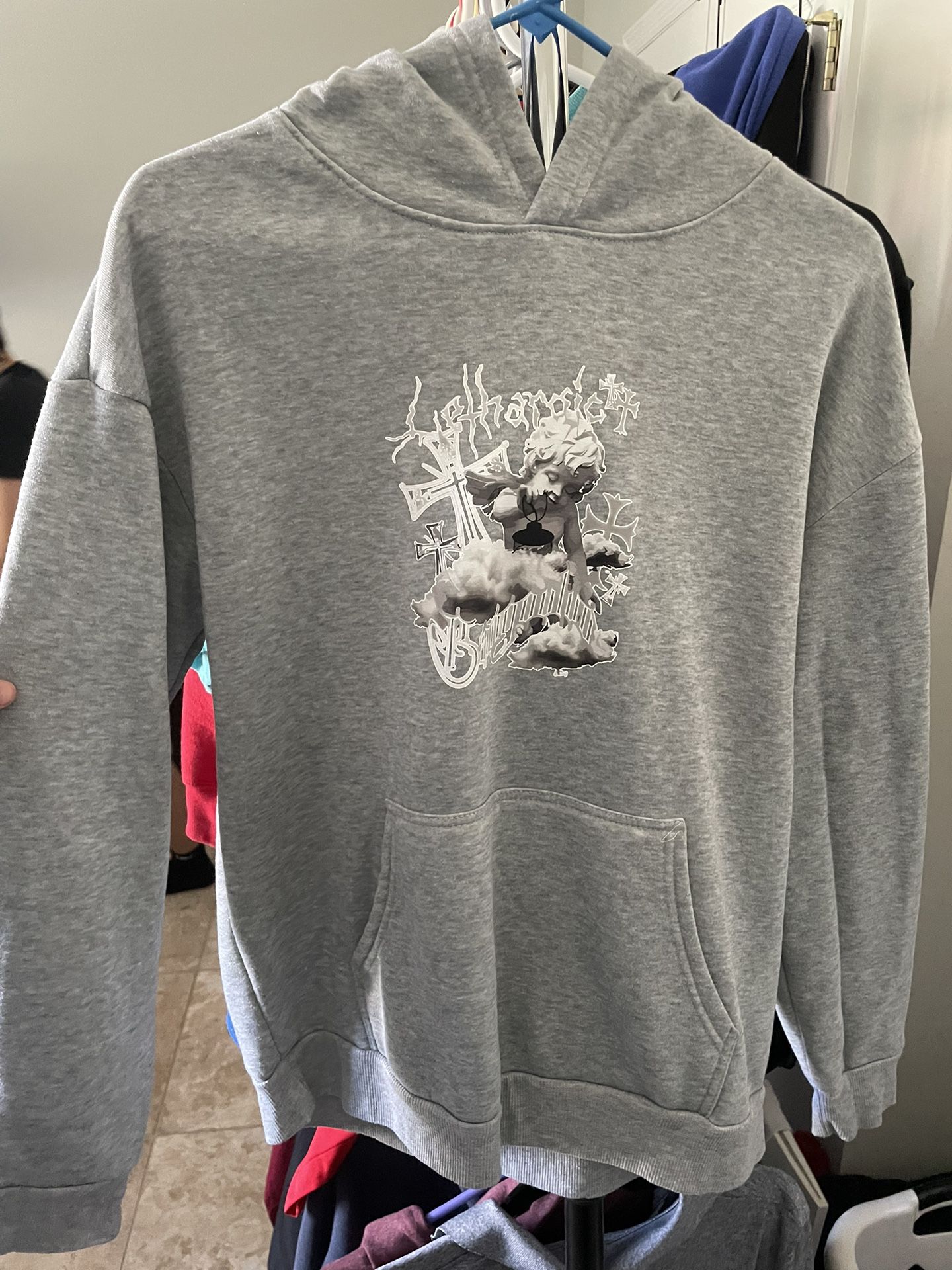 Small Pull Over Hoodie