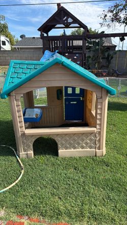 FREE kids Play house