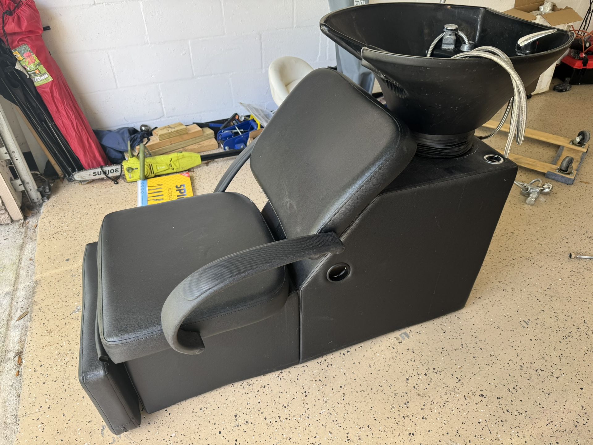 Black Shampoo Bowl And Reclining Seat Stylist Barber