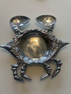 Crab shaped metal serving tray